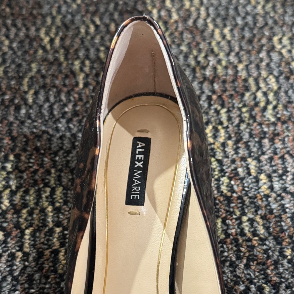 Alex‎ Marie Brown Leopard Print Heels - Picture 4 of 16
